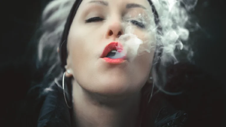 How to Be a Healthy Smoker?